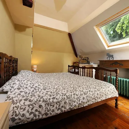 Alojamento de Acomodação e Pequeno-almoço B&B Utopia *